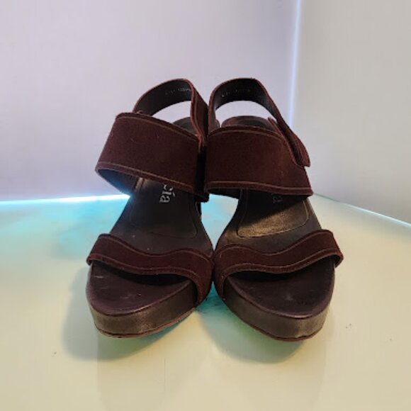 PEDRO GARCIA Maroon Suede Open Toe Platform Heeled Sandals - Picture 5 of 7